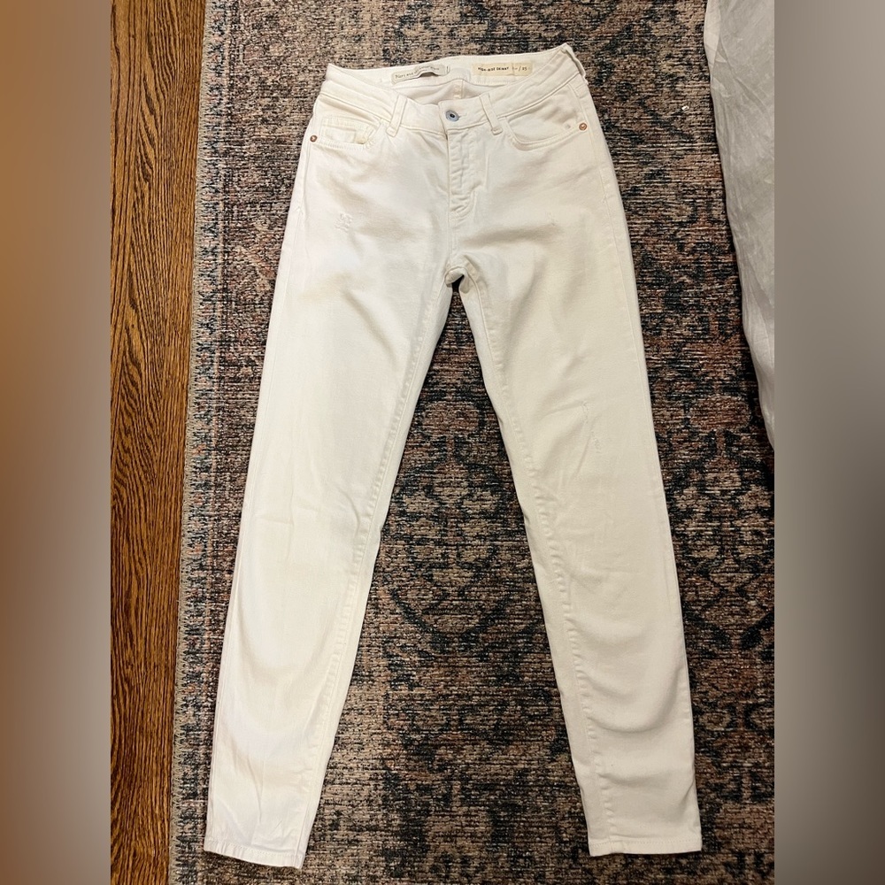 Anthropologie ( Pilcro and the Letterpress) high rise skinny white denim